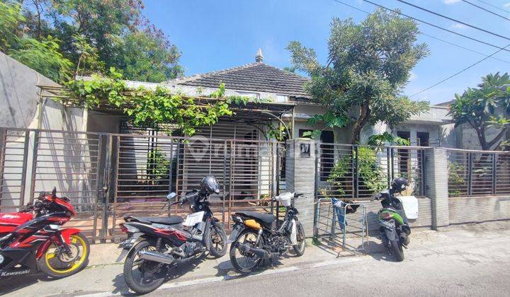 Rumah Second Tengah Kota Solo 2