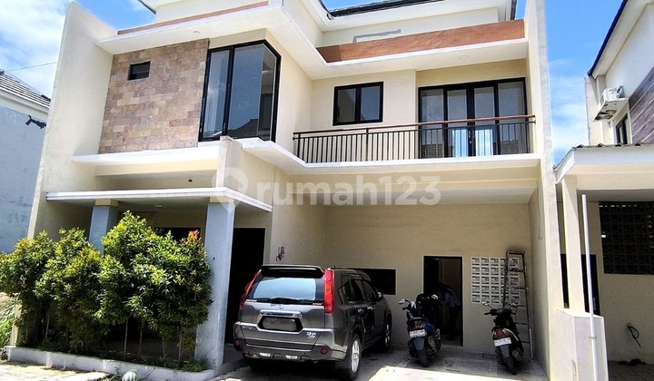 Rumah Cluster Nyaman Asri Dekat Stasiun Purwosari Solo