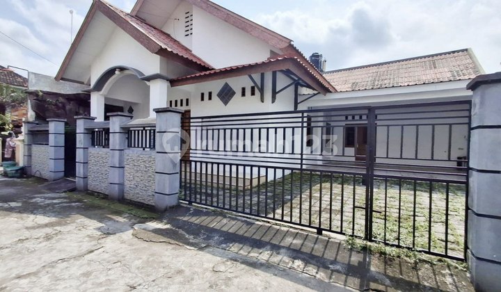 Rumah Murah Siap Huni Dekat Kampus Unisri Kadipiro Banjarsari Rumah Murah Siap Huni Dekat Kampus Unisri Kadipiro Banjarsari