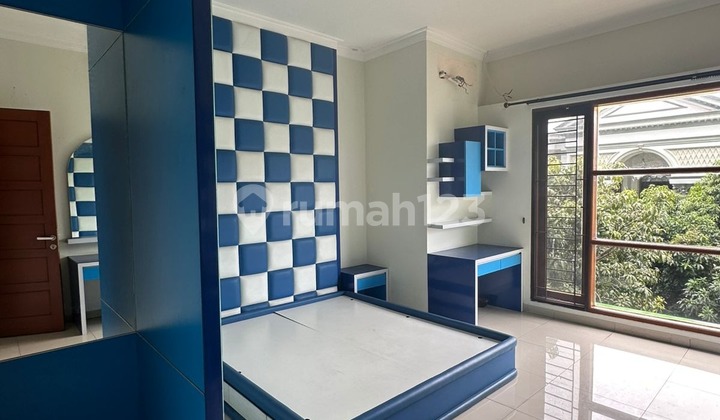 For Sale Pinisi Indah PIK Townhouse. Area 11x17m