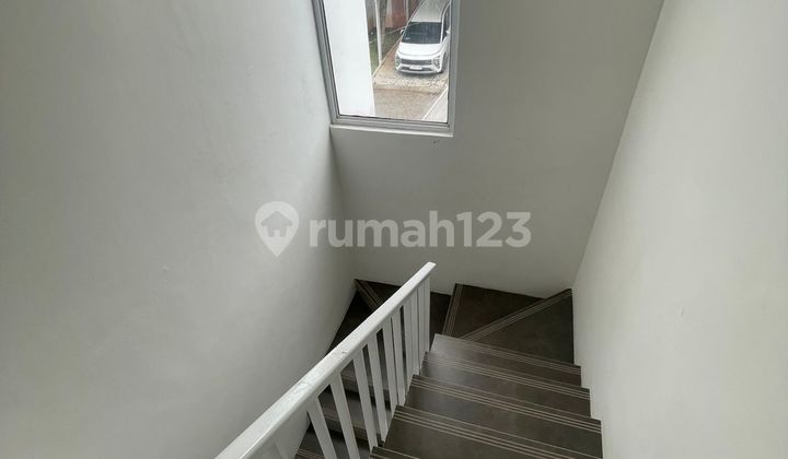 Nice House Ready to Live in at Lagoon Serpong 2