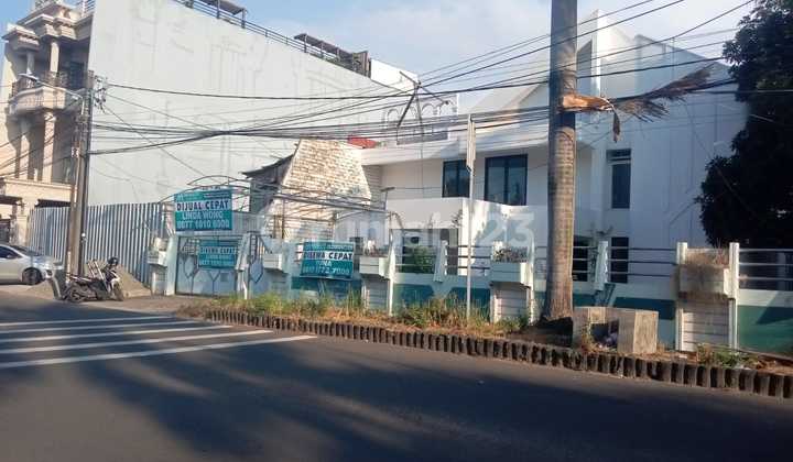 Dijual Rumah Muara Karang Hoek 2