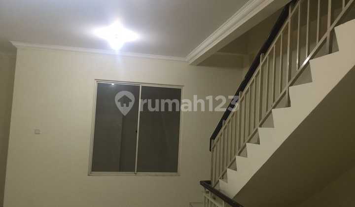 Ruko Siap Pakai di Cordoba PIK. Unfurnished Ruko Siap Pakai di Cordoba PIK. Unfurnished