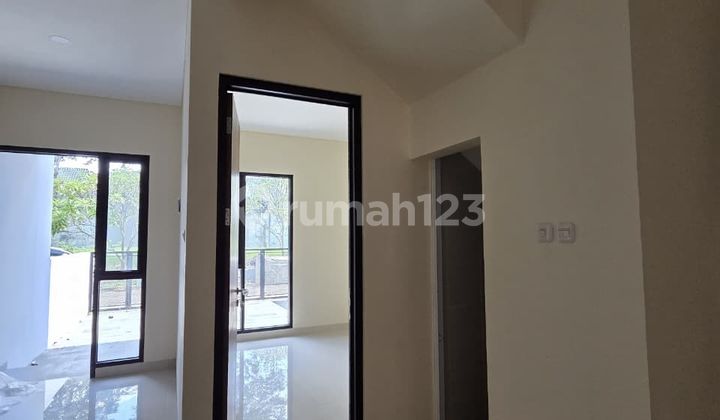 Rumah Baru di Metland Puri. Siap Huni. Luas 5x20 2 Lantai 2