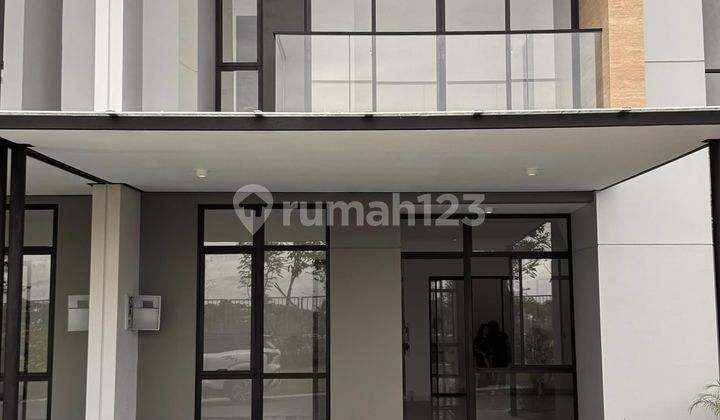 Disewakan Rumah Bagus di Pasir Putih Residence Pik 2 2