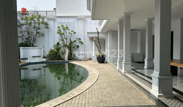 Luxury Home in Pondok Indah. With Swimming Pool. 2