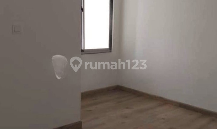 Dijual Townhouse Allegro Golf Island. Luas 6x12m Siap Huni