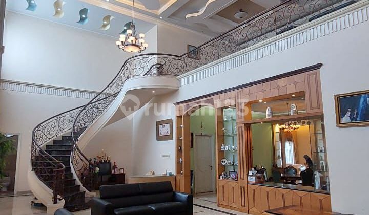 DIJUAL RUMAH MEWAH JL PALAPA PONTIANAK FULL FURNISHED 2