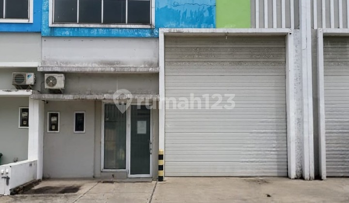 For Rent: Ready-to-Use Warehouse Available Immediately at Bizpark Daan Mogot
