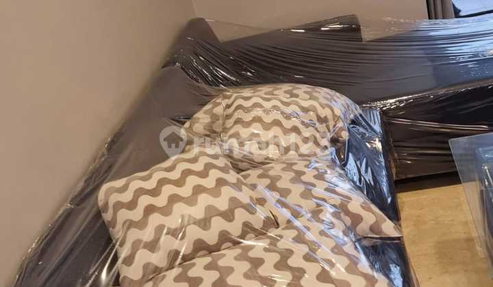 For Rent: Sudirman Suites Apartment. 3 Bedroom Fully Furnished, Middle Zone 2