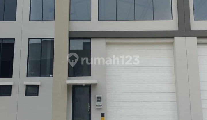 ‎Dijual Gudang Siap Pakai di ‎Bizpark Pik 2