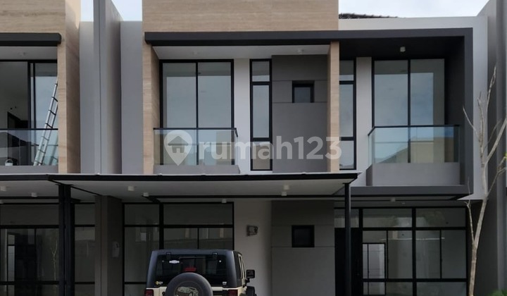 Disewakan Rumah Brand New Villa Pasir Putih PIK 2. Hadap Timur Laut Unfurnished Disewakan Rumah Brand New Villa Pasir Putih PIK 2. Hadap Timur Laut Unfurnished