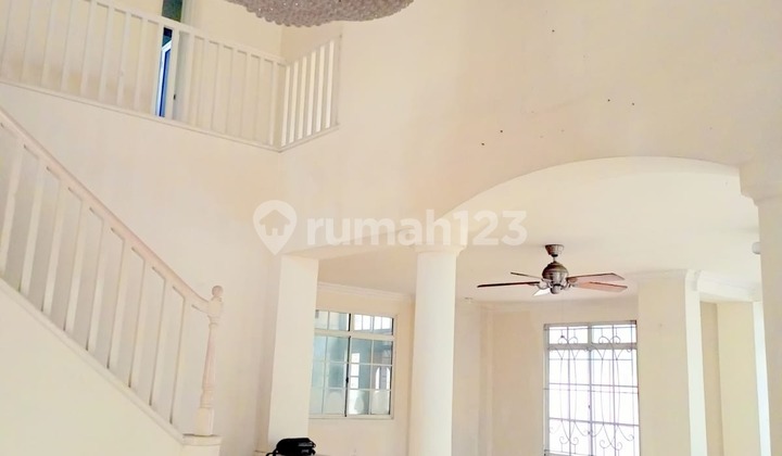 Dijual Rumah Bagus di Lippo Karawaci Tangerang Luas 15x19