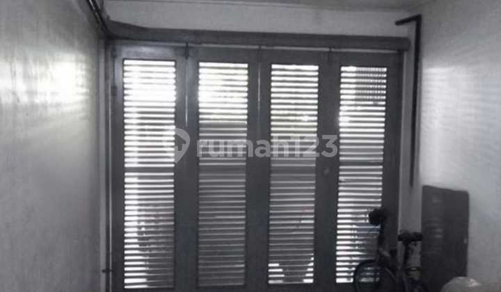 Dijual Rumah Rapih Siap Huni di Layar Permai PIK, Semi Furnish 2