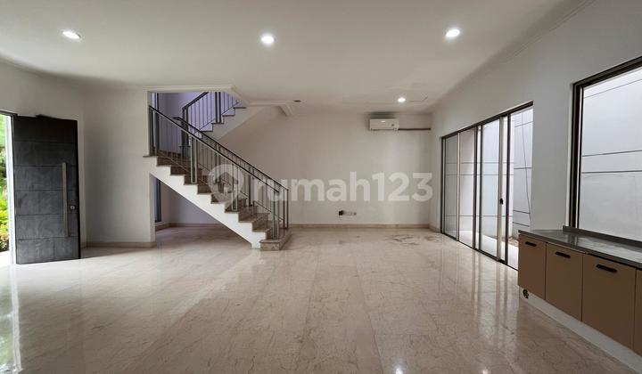 For Sale Semi-Furnished Piano House Golf Island For Sale Semi-Furnished Piano House Golf Island