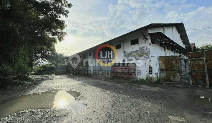 Gudang siap pakai di jalan Subali 1