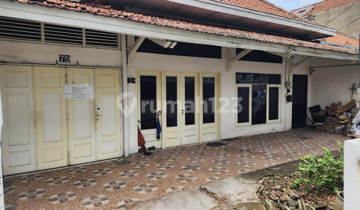 Rumah Di Jalan Raya Thamrin Semarang Kota 2