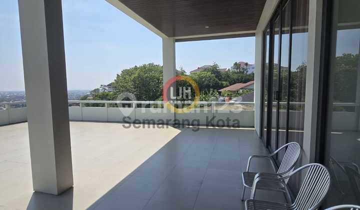 Rumah mewah di jalan Singotoro 2