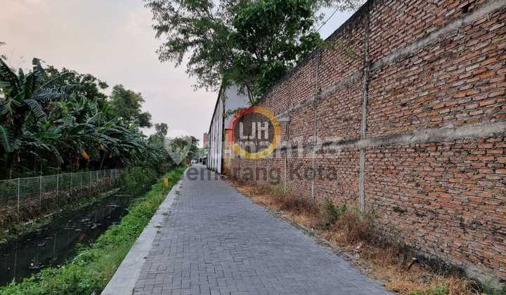 Kavling di jalan Soekarno Hatta 2