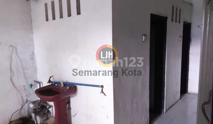 Rumah di jalan Barito 1