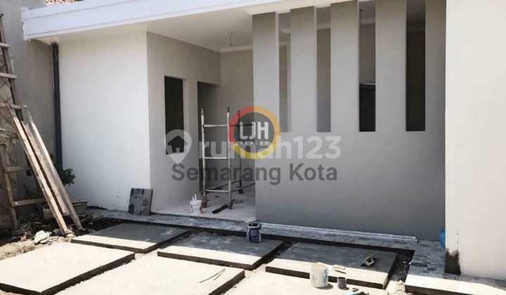 Ready-to-Use House in Puspowarno, West Semarang, Good House with SHM Certificate
