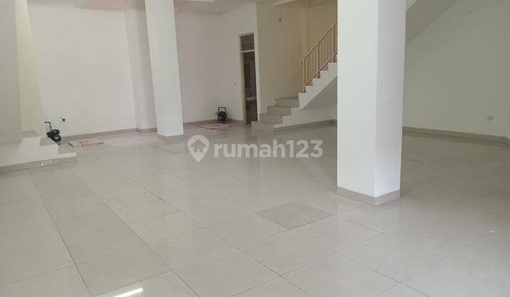 Ruko di Golf Lake Residence Cengkareng Jakarta Barat Strategis