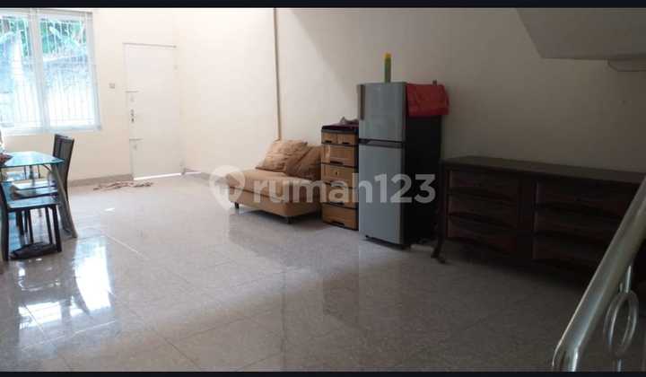 Rumah Siap Huni di Modernland Tangerang Lokasi Strategis  2