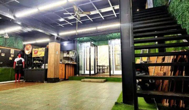 Rumah Dan Cafe 3 Lantai 1000 Meter di Jati Padang 1