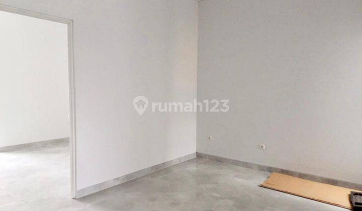 Rumah Design Modern Minimalis di Kav Dki, Meruya Jakarta Barat 2