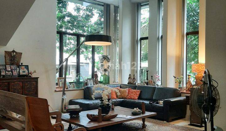 Rumah Hook Semi Furnished di The Green Blossomville 1