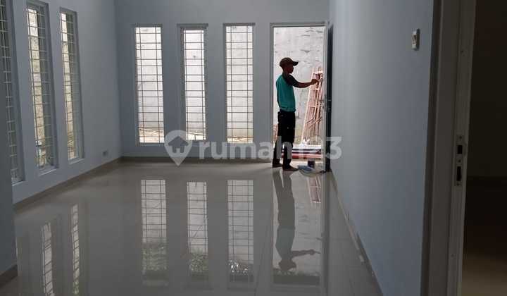 Rumah Sewa Taman Giriloka 2