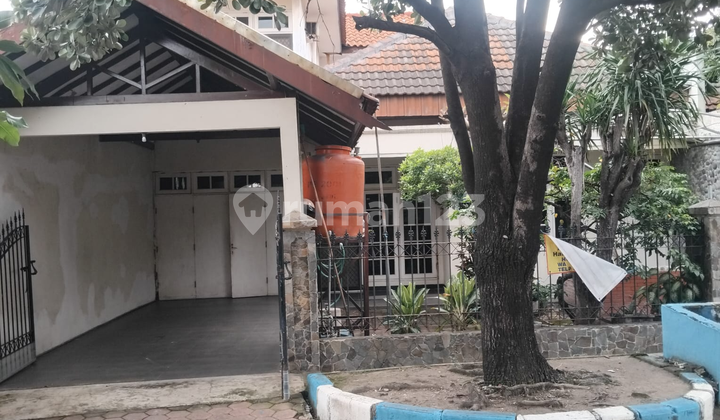 Rumah Terawat Baruk Pondok Nirwana Selangkah Merr