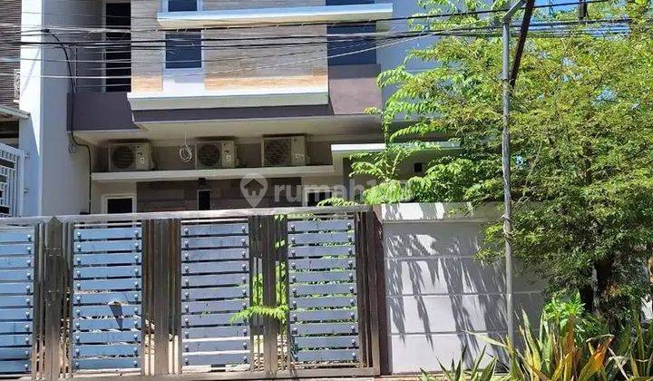 Rumah Minimalis Tenggilis Strategis Dekat Ubaya 1