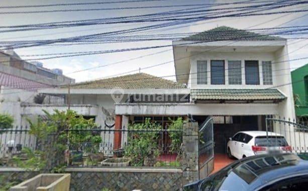 Rumah Raya Manyar Terawat Row Jalan Kembar Strategis Dekat Pusat Kota 1