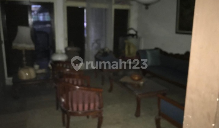 Rumah Second Butuh Renov Gayungsari dekat Polda Jatim  2