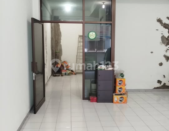 Surya Inti Permata Jemur Andayani Well-Maintained Shophouse 2