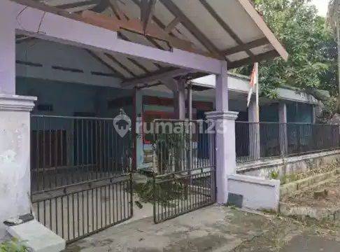 Rumah Hitung Tanah Gayung Kebonsari Strategis Belakang Polda Jatim 1