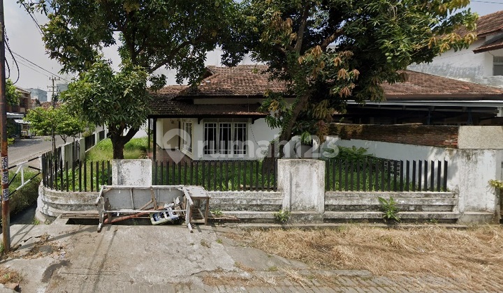 Rumah Ketintang HOOK Terawat Siap Huni dekat UNESA  2
