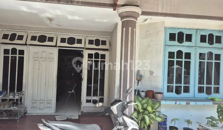 Executive Nirvana Row Strategic Street near MERR 2