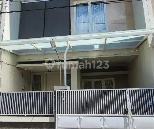 Rumah Minimalis Mulyosari Strategis Dekat Merr dan Galaxy Mall
