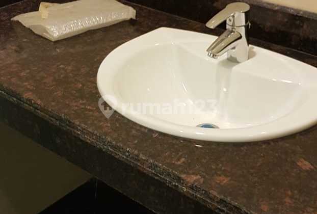 For Sale Building Suitable for Business Etc Location on Jemursari Main Road 2