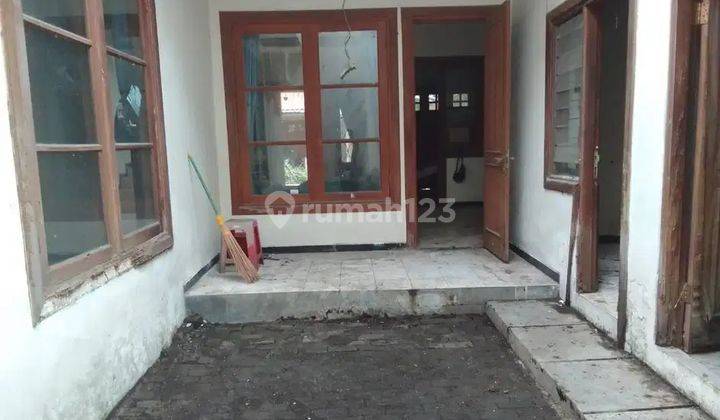 Rumah Jemursari Regency Butuh Renovasi Strategis Dekat Raya  2