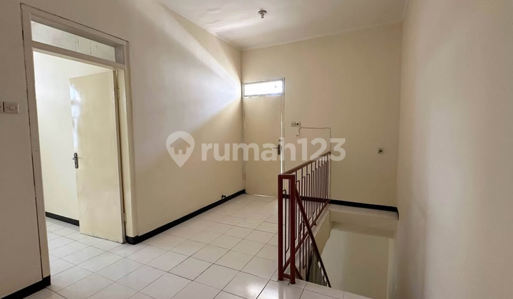 Rumah Rungkut Terawat Siap Huni Dekat Upn dan Merr 2