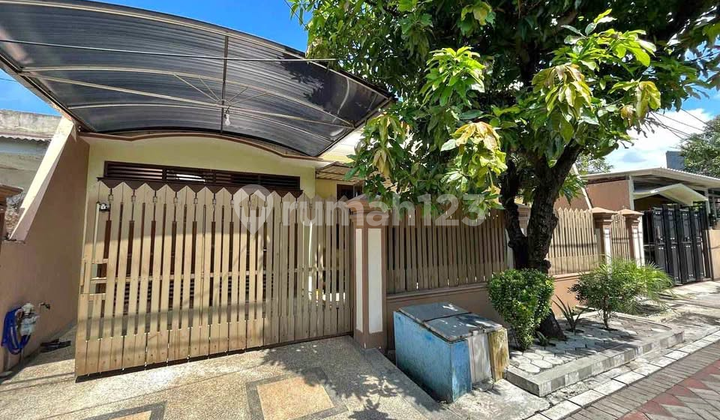 Ready-to-Live Rungkut House Rungkut Close to Merr Ready-to-Live Rungkut House Rungkut Close to Merr