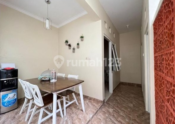 Minimalist House Ready to Occupy in Rungkut, Close to UPN and Merr 1