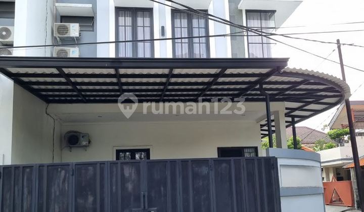 American Minimalis Hook Row jalan kembar @Rungkut Siap Huni American Minimalis Hook Row jalan kembar @Rungkut Siap Huni