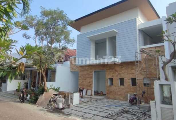 Rumah 2 Lantai BARU Minimalis International Village dekat GWalk Citraland 1