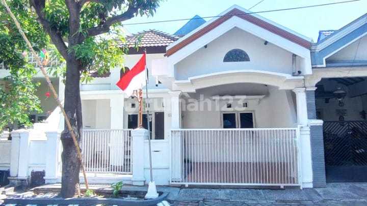 Rumah Bagus Graha Tirta Sidoarjo Dekat Exit Tol