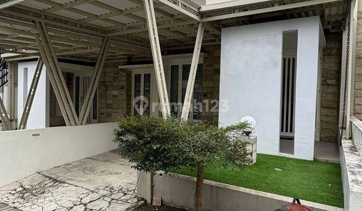 Rumah Villa Kayana Regency Batu dekat Jatim Park 2
