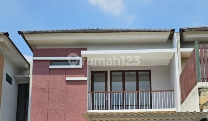 Ready-to-Live House in the Premium Discovery Bintaro Sector 9 Area, Newly Renovated and Ready for Immediate Occupancy, Tat